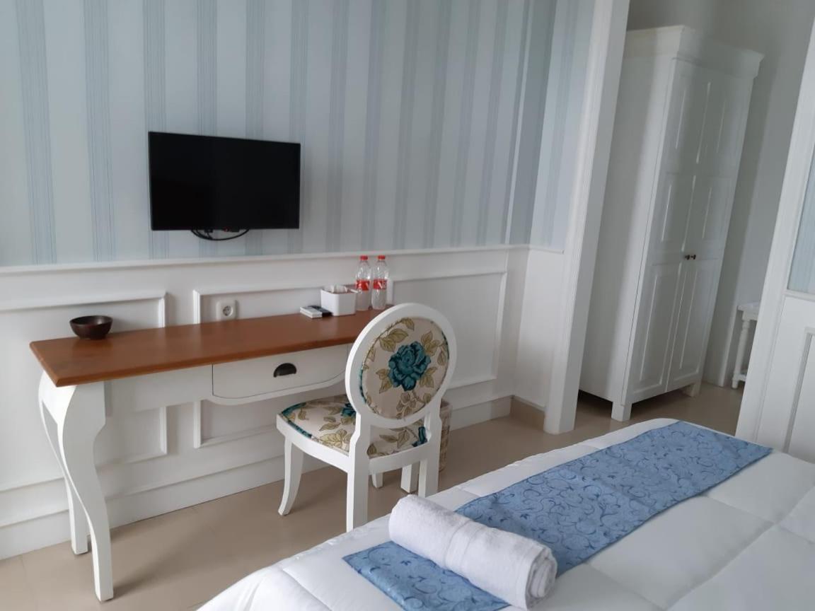 Rumah Jawa Guest House Джок'якарта Екстер'єр фото